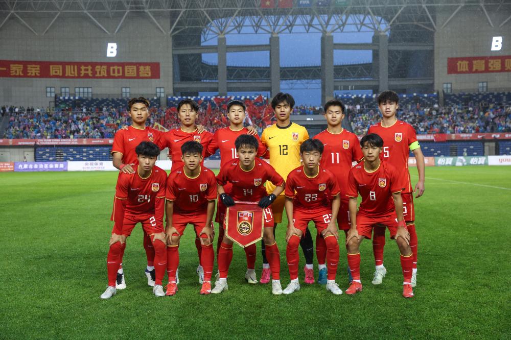 博洛尼亚vs那不勒斯：奥尔索利尼、达林加首发，麦克托米奈、霍伊伦出战